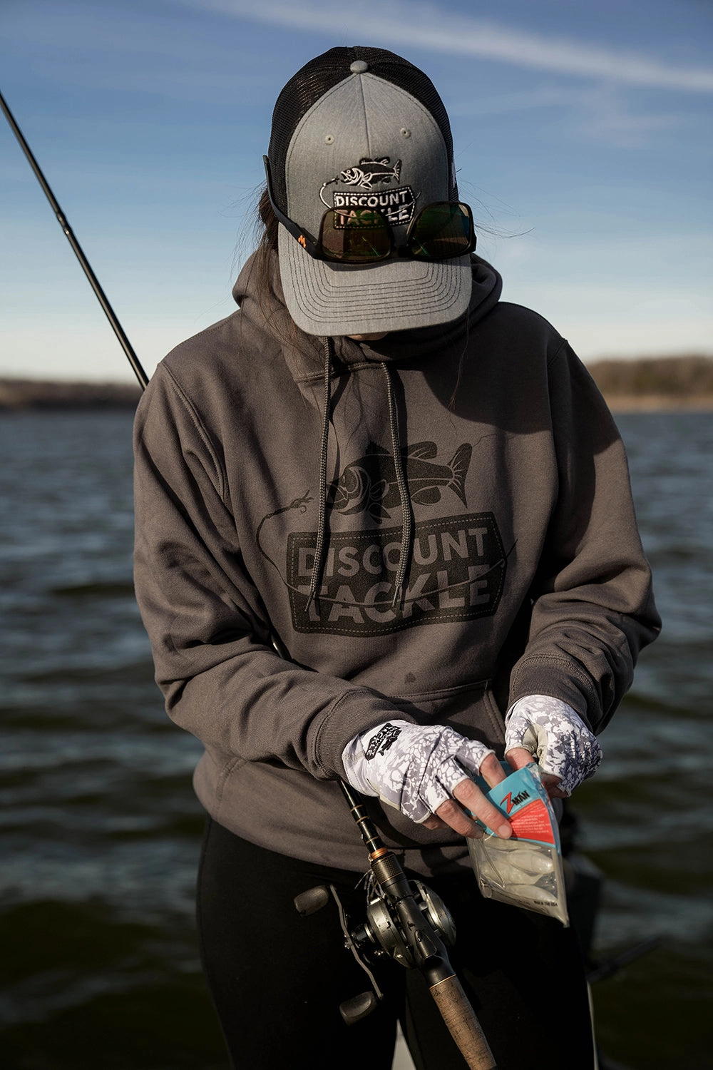 Discount Tackle Logo Pullover Hoodie