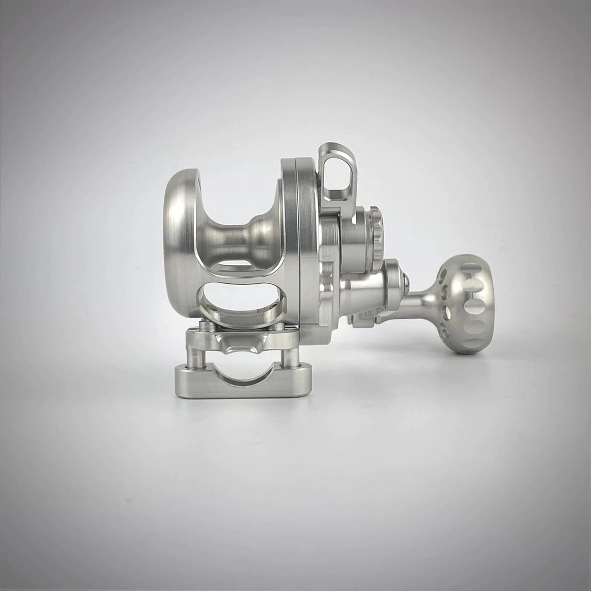 Seigler SGN (Small Game Narrow) Conventional Lever Drag Reels